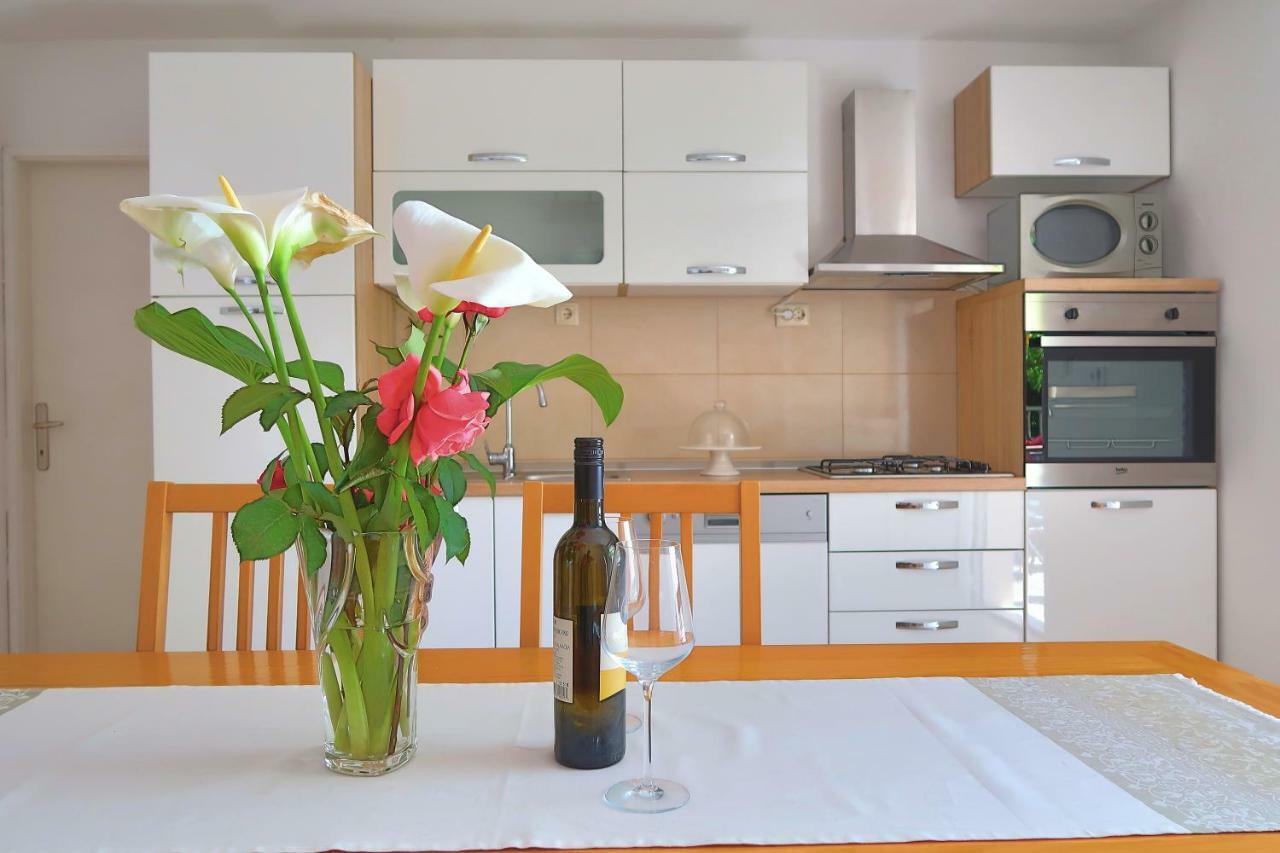Studio Apartman Mia Stobreč Zewnętrze zdjęcie
