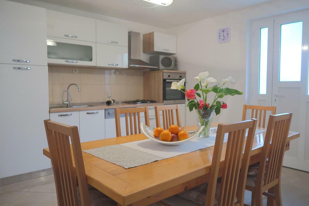 Studio Apartman Mia Stobreč Zewnętrze zdjęcie