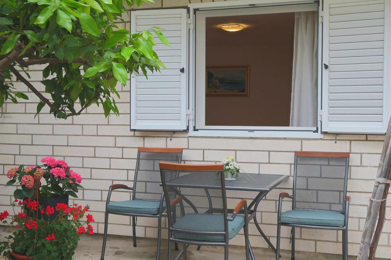 Studio Apartman Mia Stobreč Zewnętrze zdjęcie